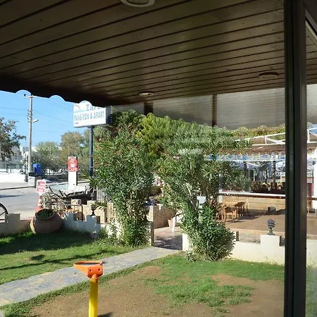 Zafer מלון דירות